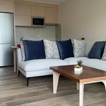 Apartment Garden Luxury